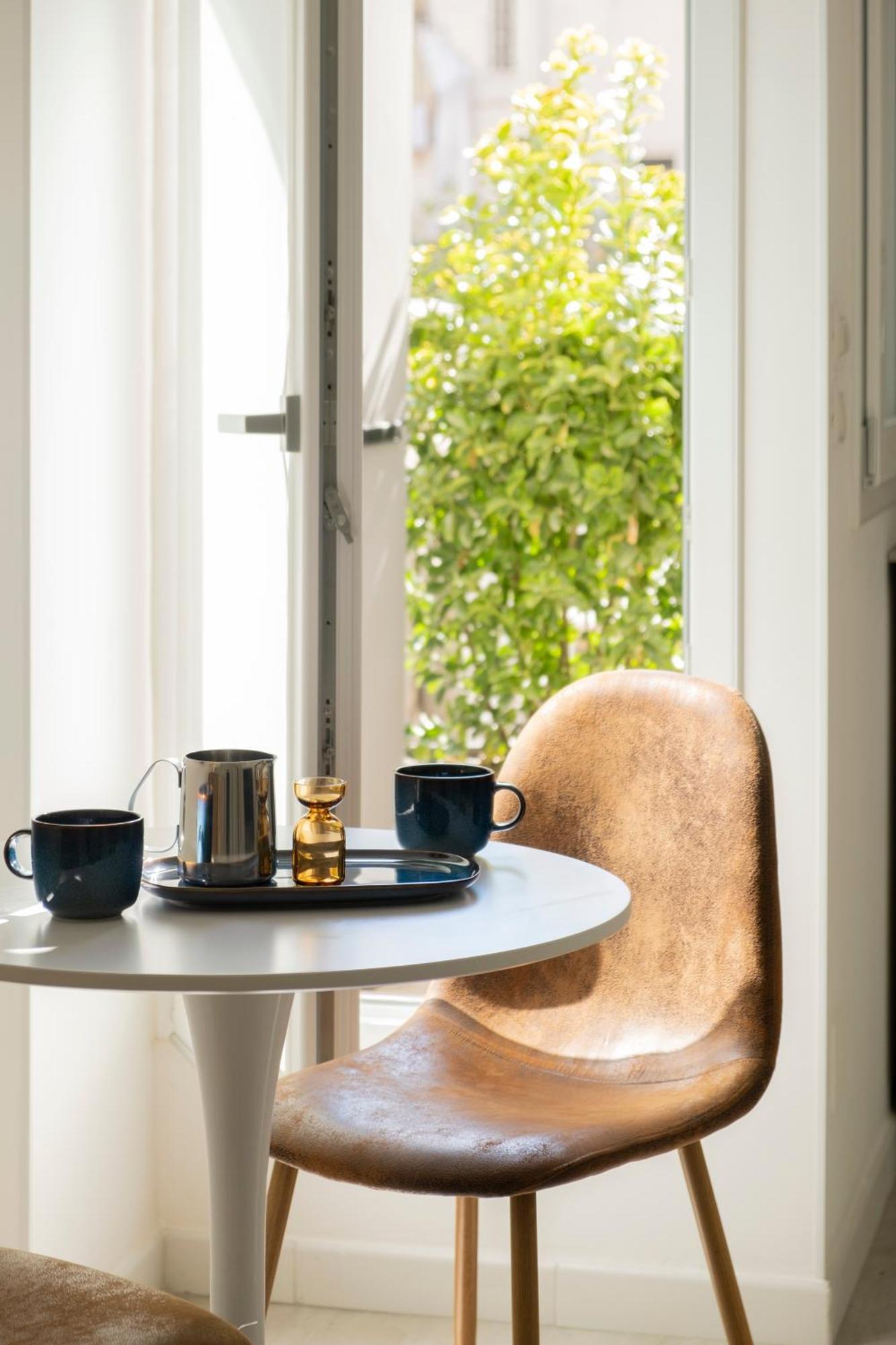 Urban Home Bari Bagian luar foto