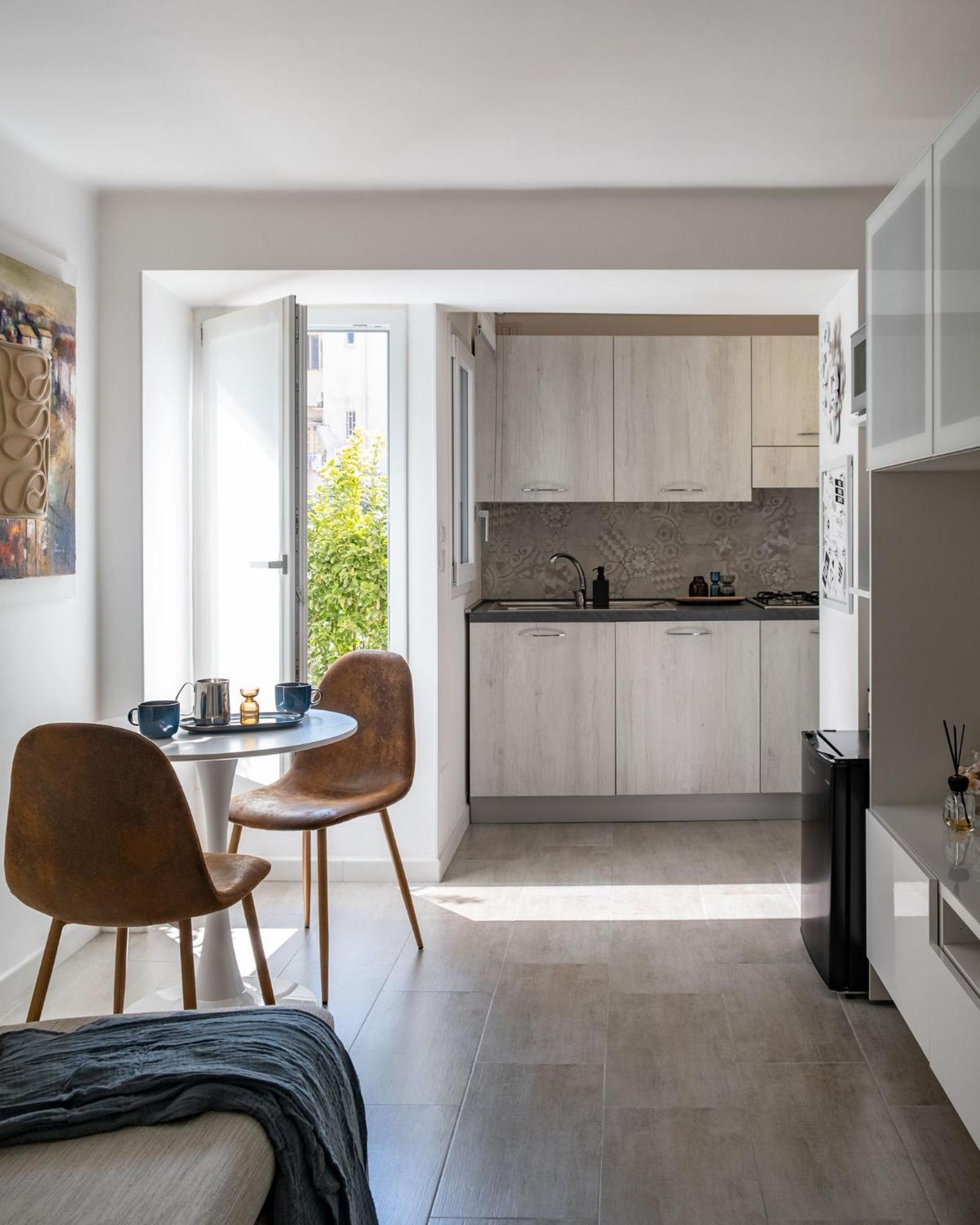Urban Home Bari Bagian luar foto